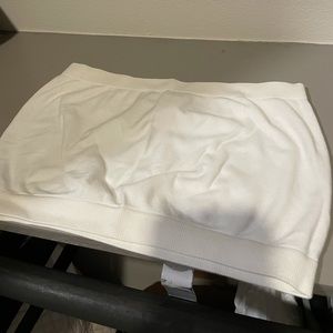 Honolua wahine white bandeau top bra under shirt